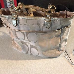 more photos of coach bag